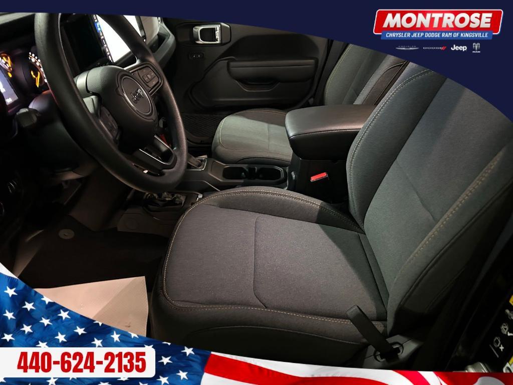 new 2026 Jeep Gladiator car, priced at $38,532