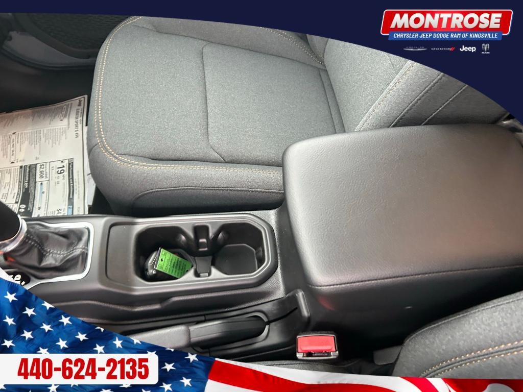 new 2026 Jeep Gladiator car, priced at $44,092