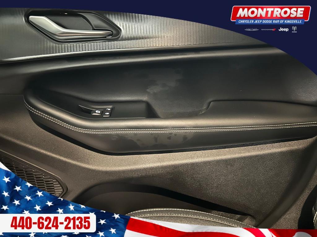 new 2025 Jeep Grand Cherokee car, priced at $39,393