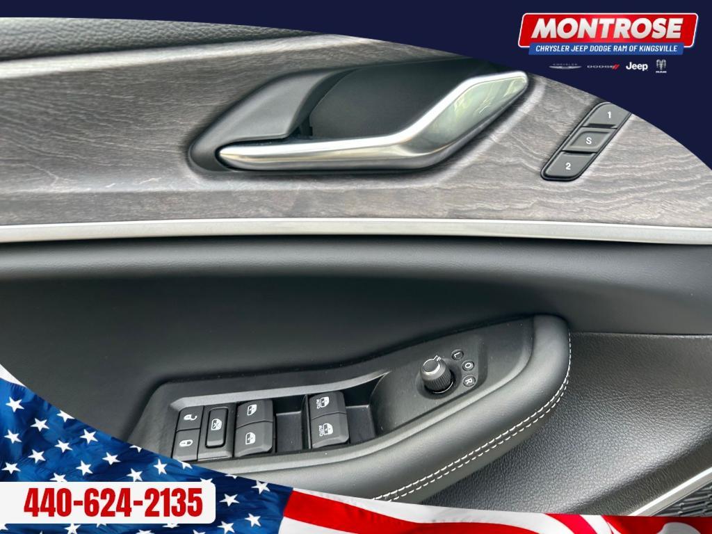 new 2025 Jeep Grand Cherokee 4xe car, priced at $54,123