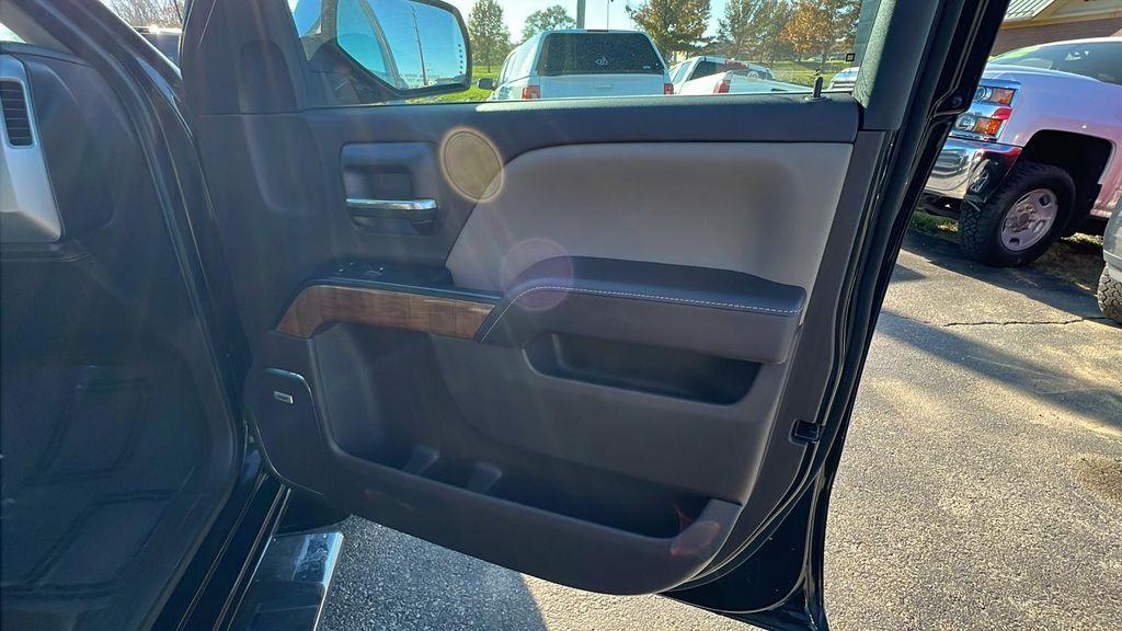 used 2018 GMC Sierra 1500 car, priced at $23,995