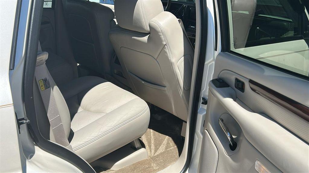 used 2003 Cadillac Escalade car, priced at $7,995