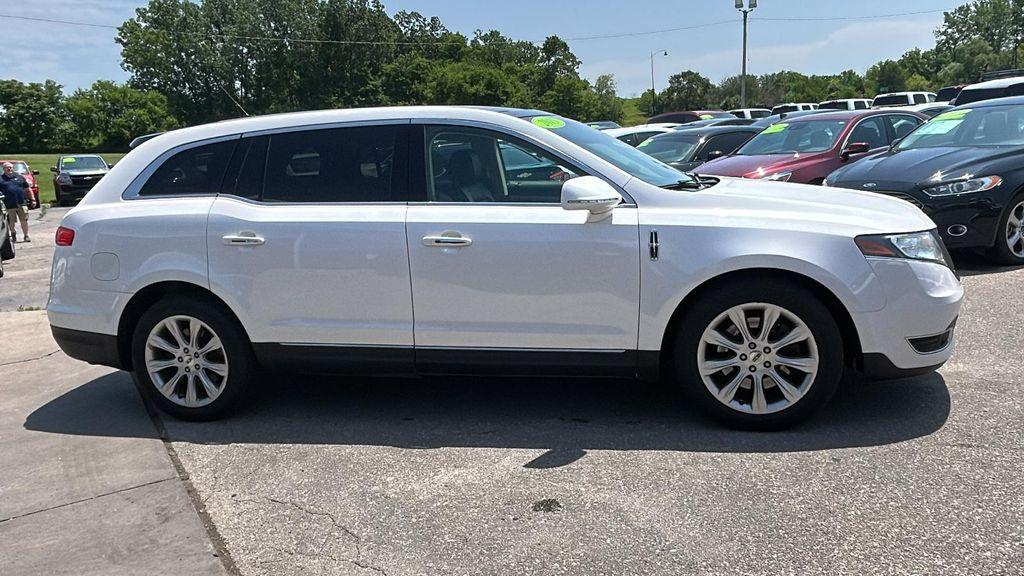 used 2015 Lincoln MKT car, priced at $11,995