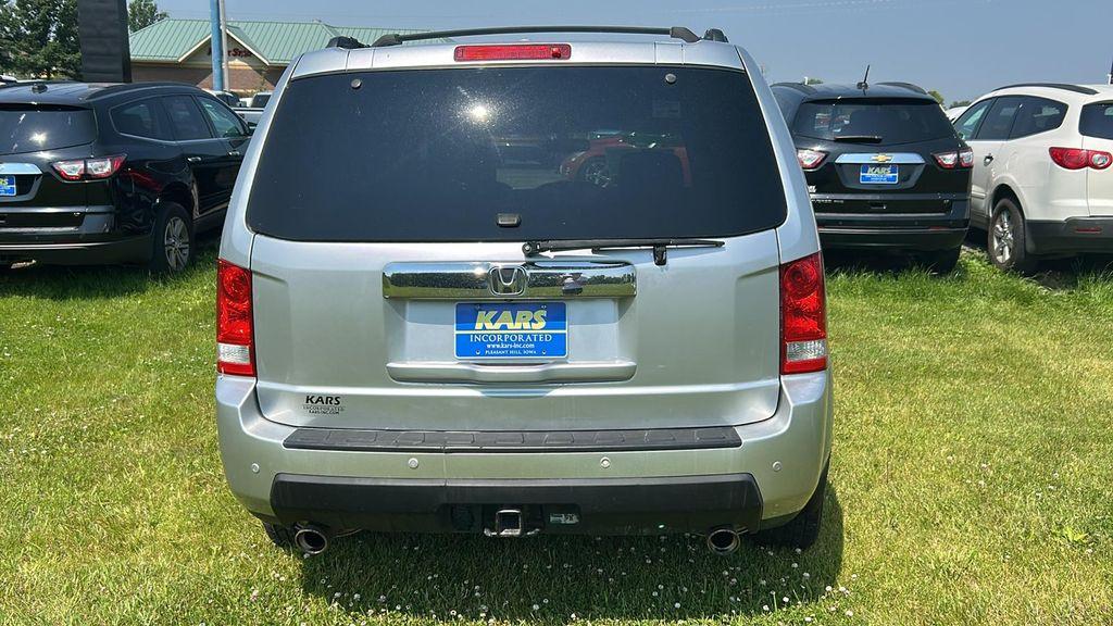 used 2010 Honda Pilot car, priced at $10,995