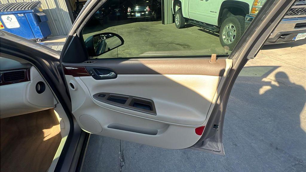 used 2006 Chevrolet Impala car, priced at $9,995