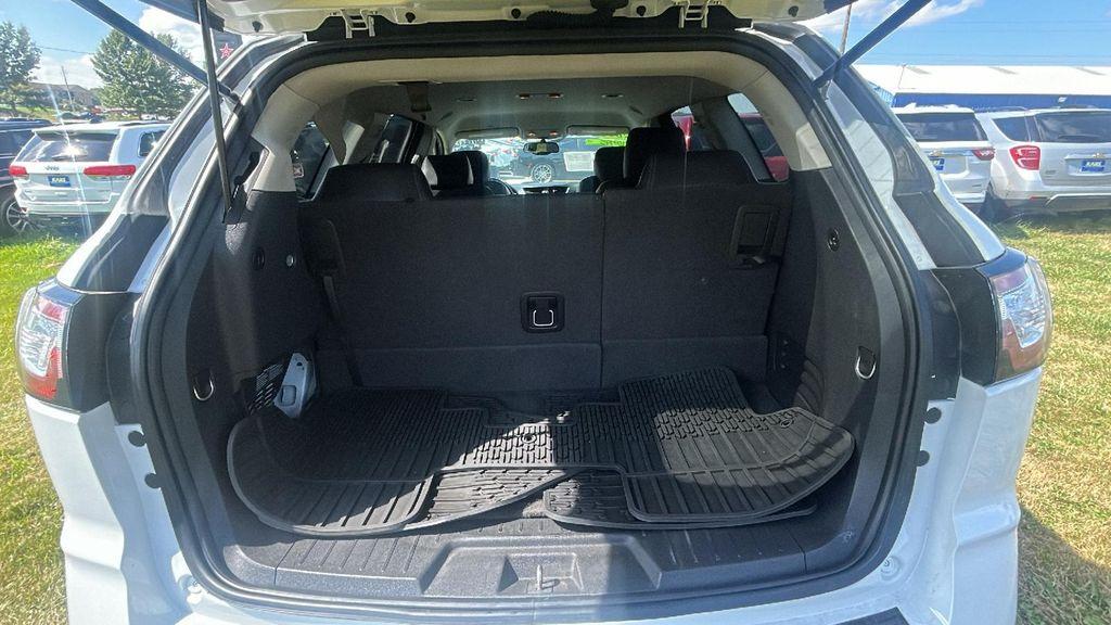 used 2016 Chevrolet Traverse car, priced at $8,995