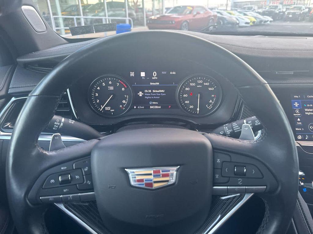 used 2023 Cadillac XT6 car, priced at $28,898