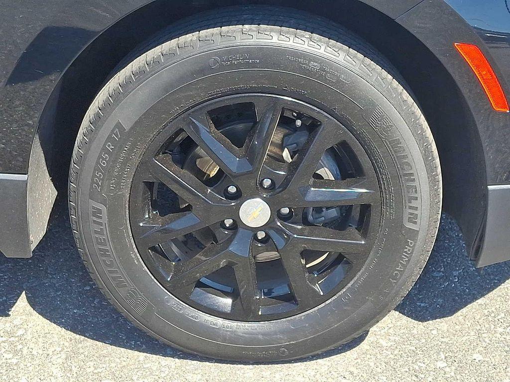 used 2023 Chevrolet Equinox car, priced at $21,187