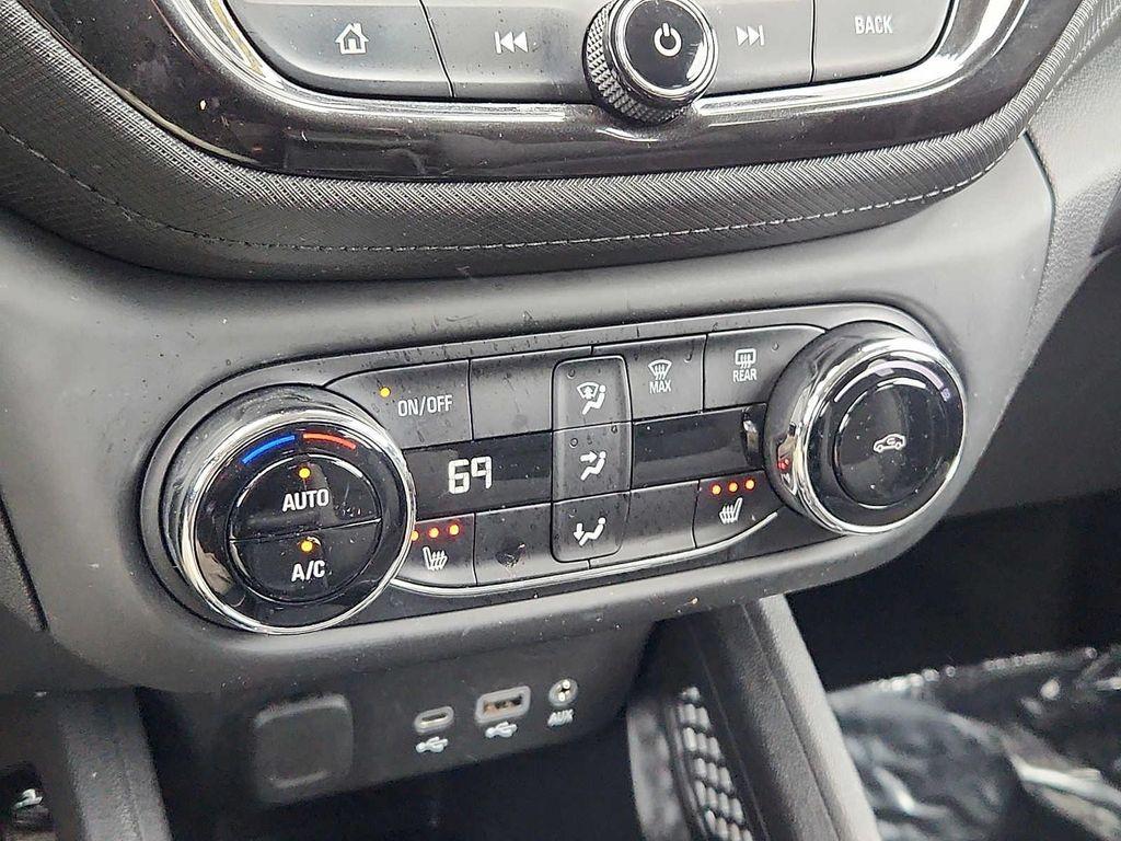 used 2023 Chevrolet TrailBlazer car, priced at $21,268