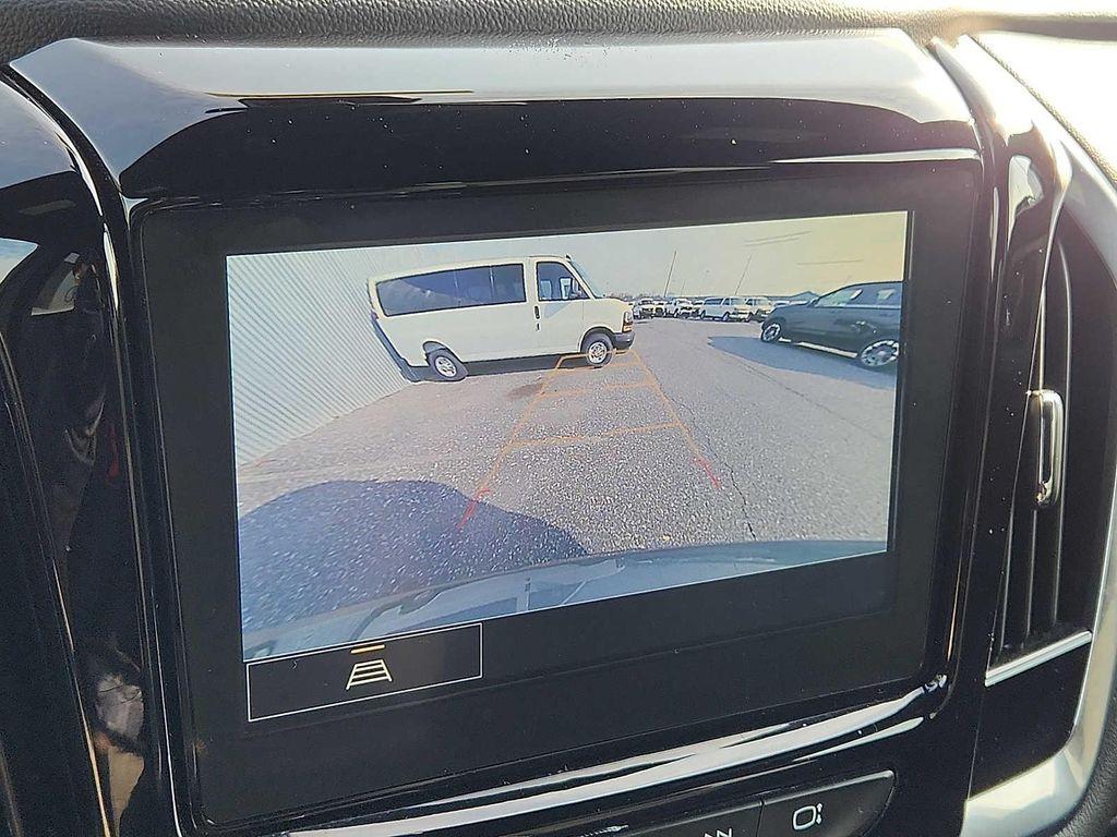 used 2023 Chevrolet Traverse car, priced at $28,409