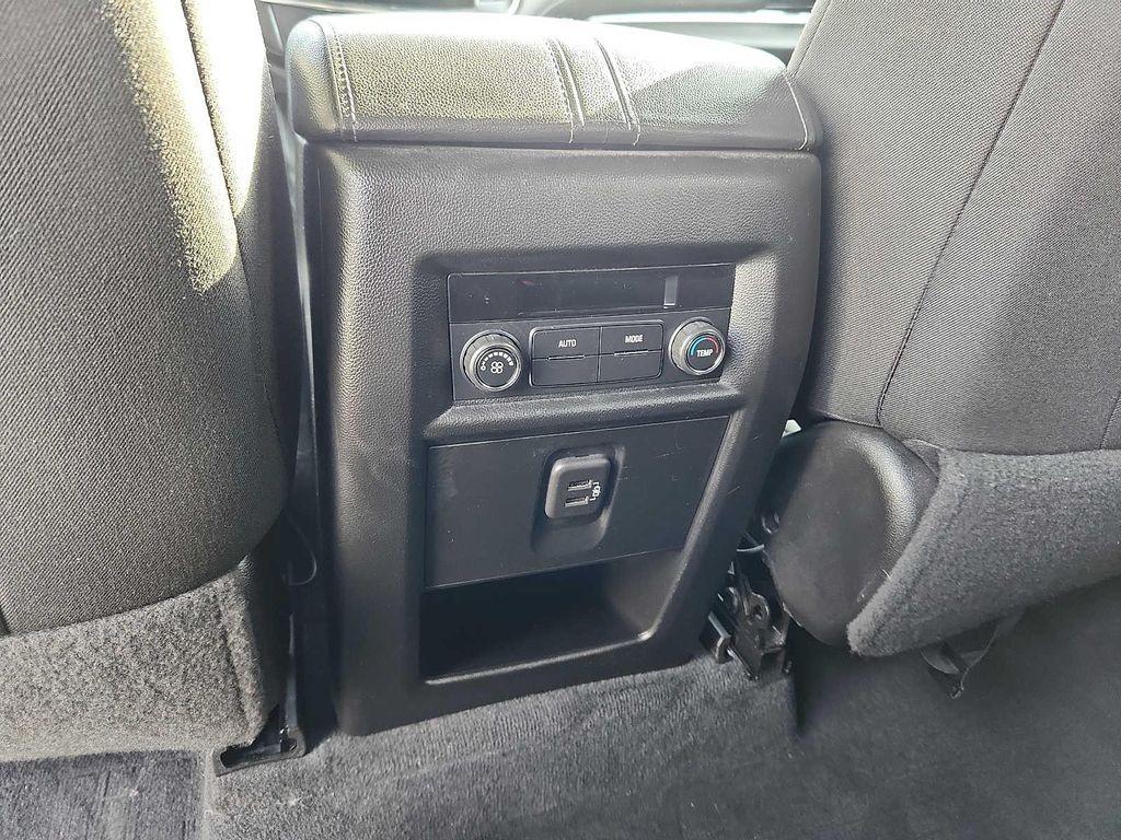 used 2023 Chevrolet Traverse car, priced at $28,409