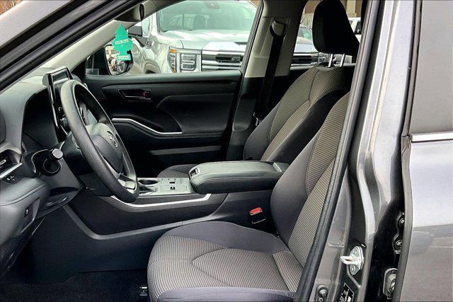 used 2023 Toyota Highlander car, priced at $29,500