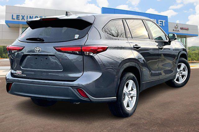 used 2023 Toyota Highlander car, priced at $29,500