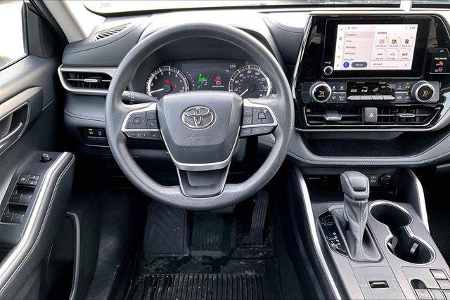used 2023 Toyota Highlander car, priced at $29,500