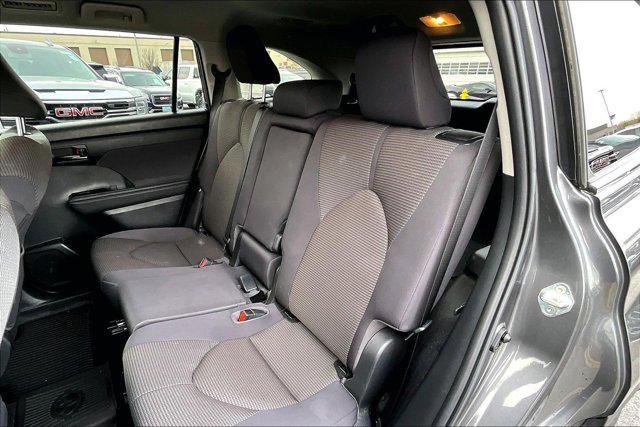 used 2023 Toyota Highlander car, priced at $29,500