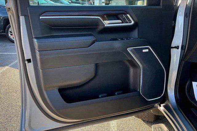 used 2025 GMC Sierra 2500 car, priced at $69,000