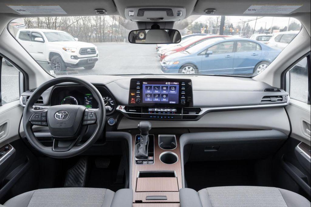 used 2024 Toyota Sienna car, priced at $37,950
