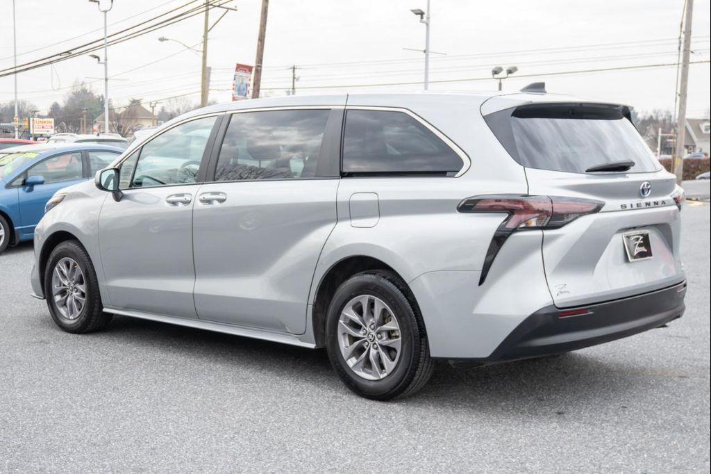 used 2024 Toyota Sienna car, priced at $37,950