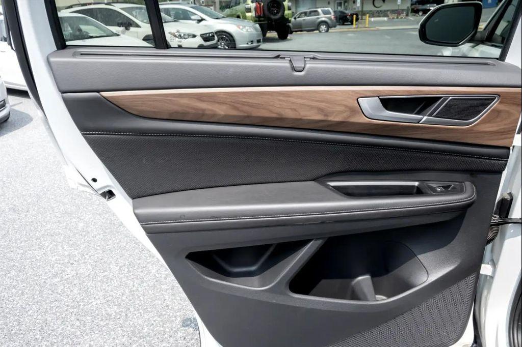 used 2024 Volkswagen Atlas car, priced at $32,500