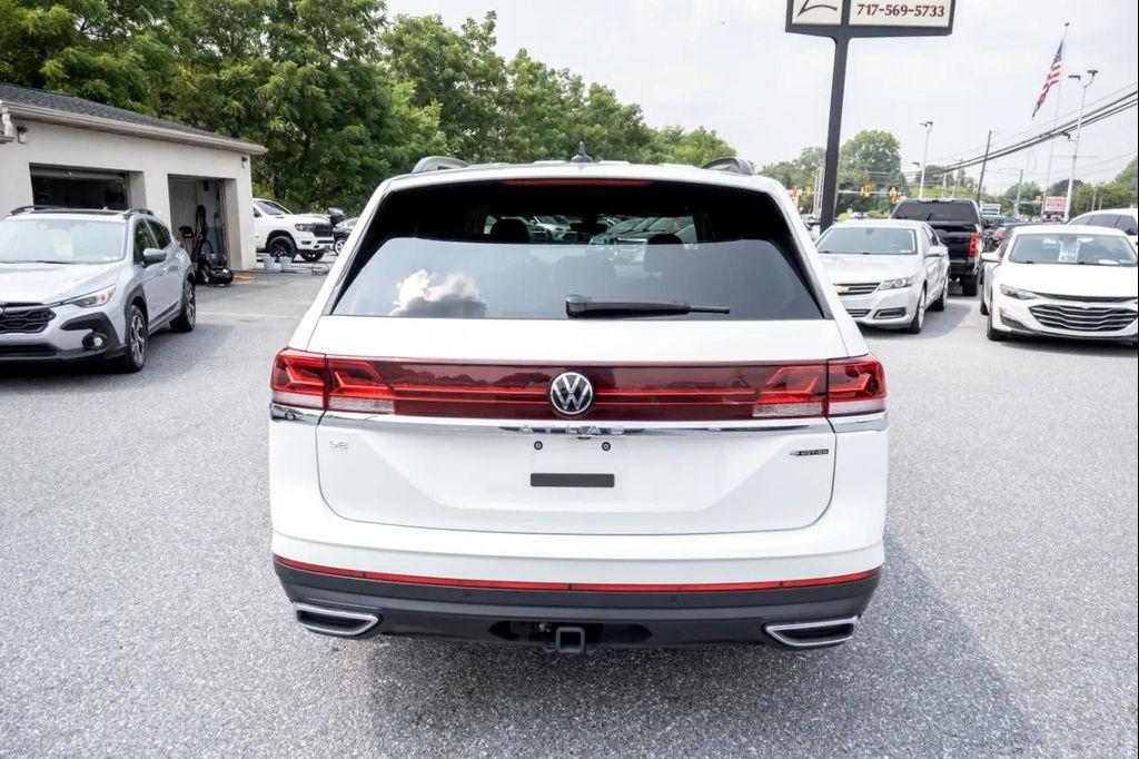 used 2024 Volkswagen Atlas car, priced at $32,500