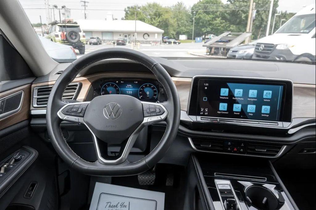 used 2024 Volkswagen Atlas car, priced at $32,500