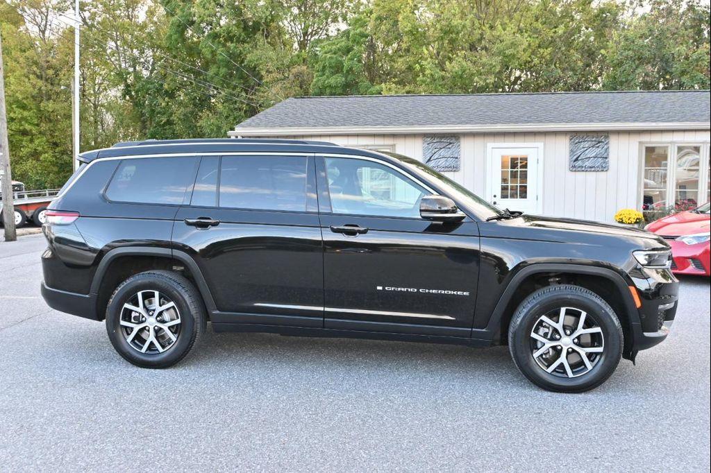 used 2024 Jeep Grand Cherokee L car, priced at $30,950