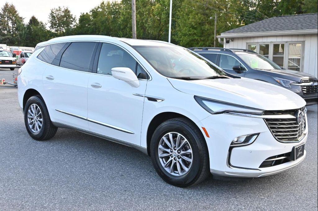 used 2024 Buick Enclave car, priced at $31,500