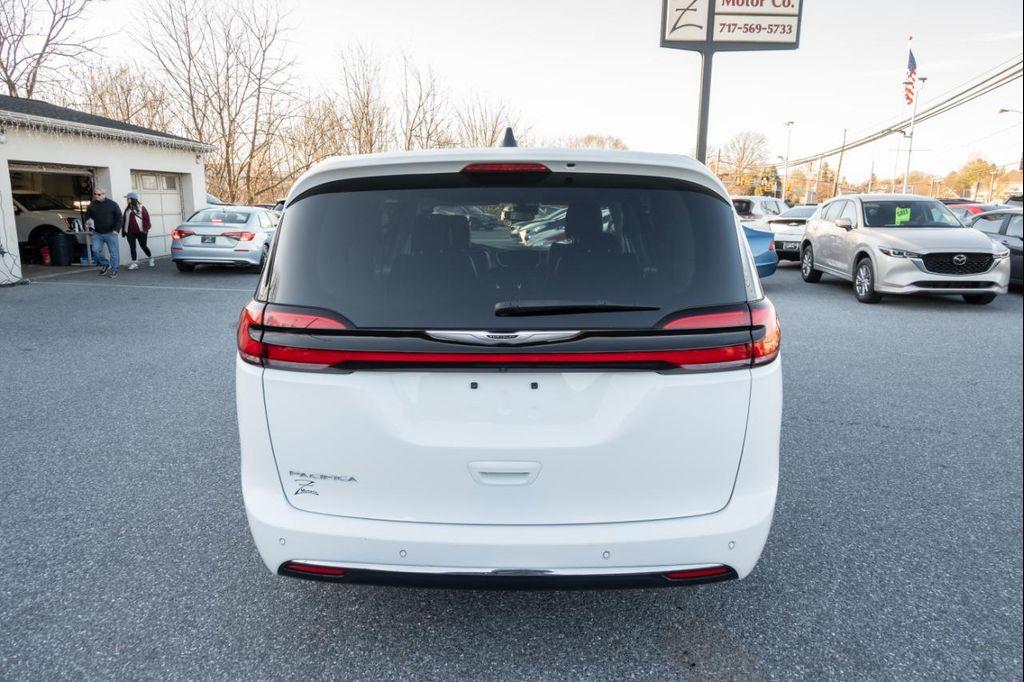 used 2024 Chrysler Pacifica car, priced at $28,500