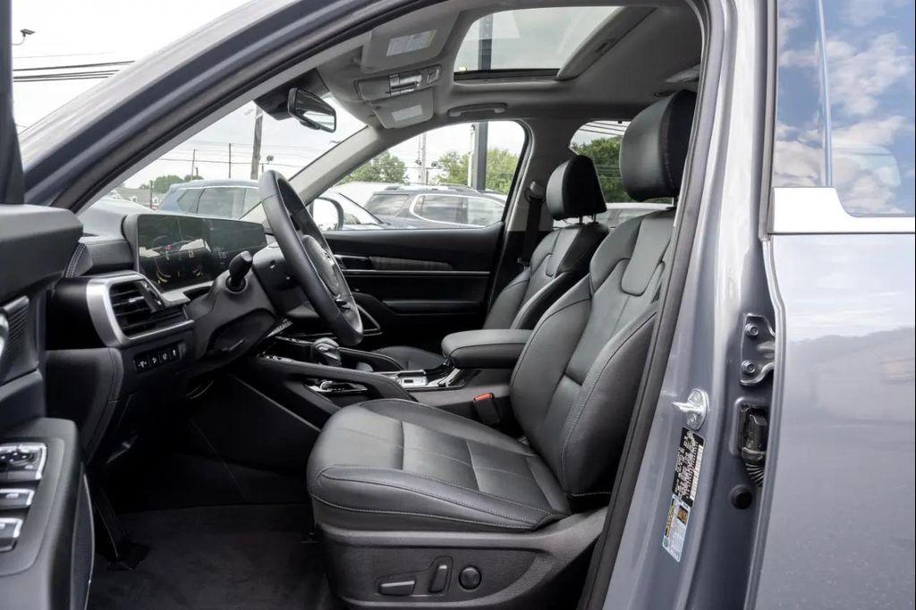 used 2024 Kia Telluride car, priced at $37,950