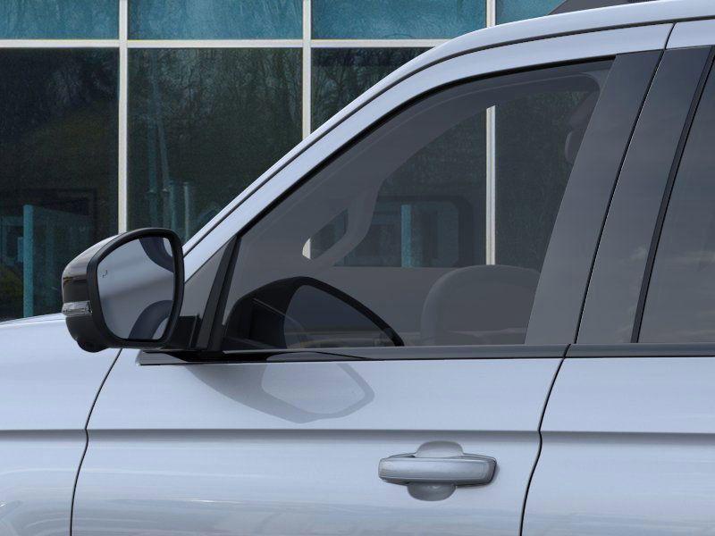 new 2025 Ford Expedition car, priced at $77,192