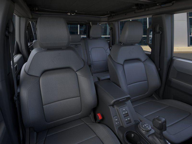 new 2025 Ford Bronco car, priced at $45,416