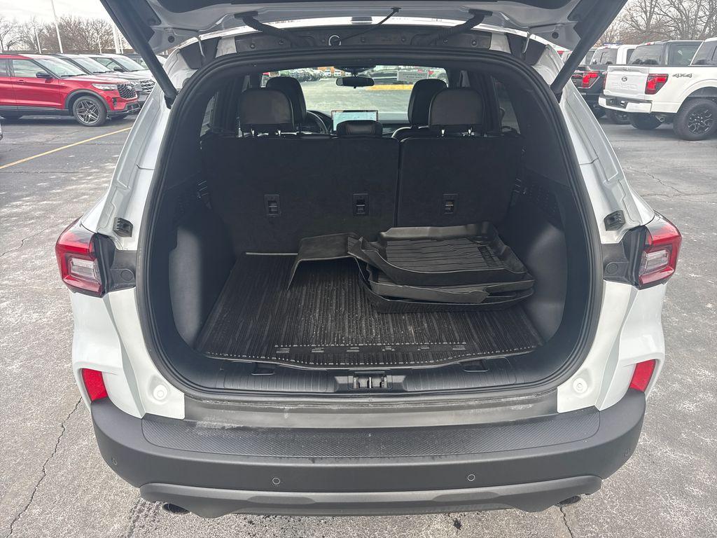 used 2025 Ford Escape car, priced at $26,997