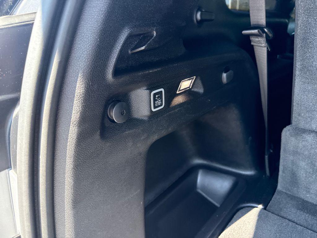 used 2021 Jeep Grand Cherokee L car, priced at $24,329