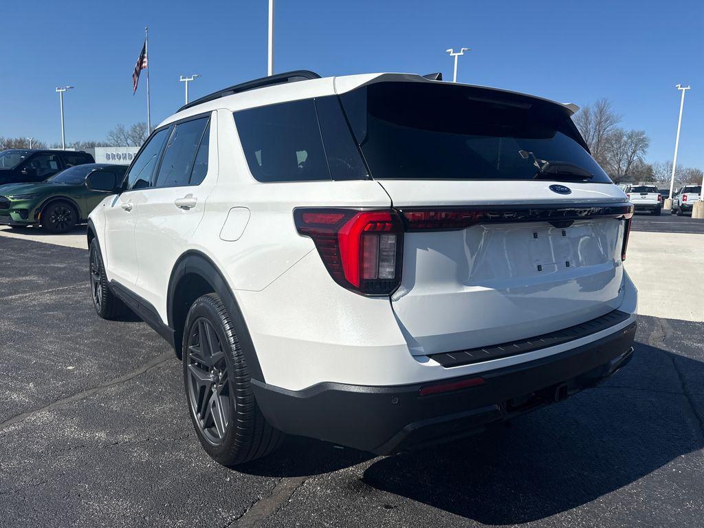 used 2025 Ford Explorer car, priced at $44,082