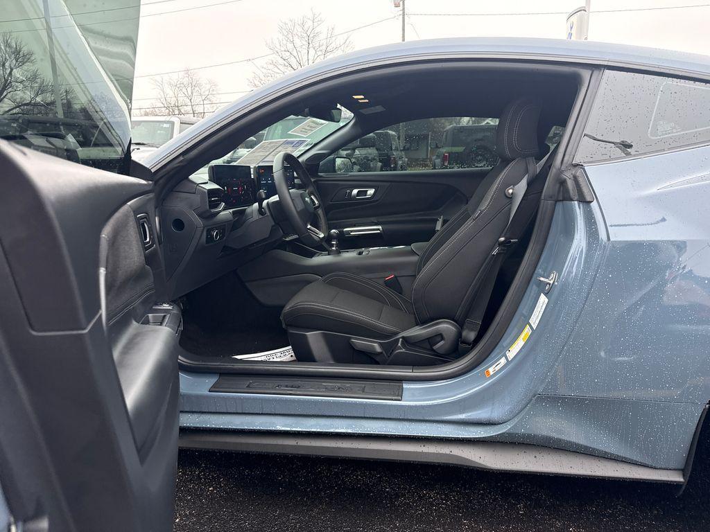 used 2025 Ford Mustang car, priced at $43,865