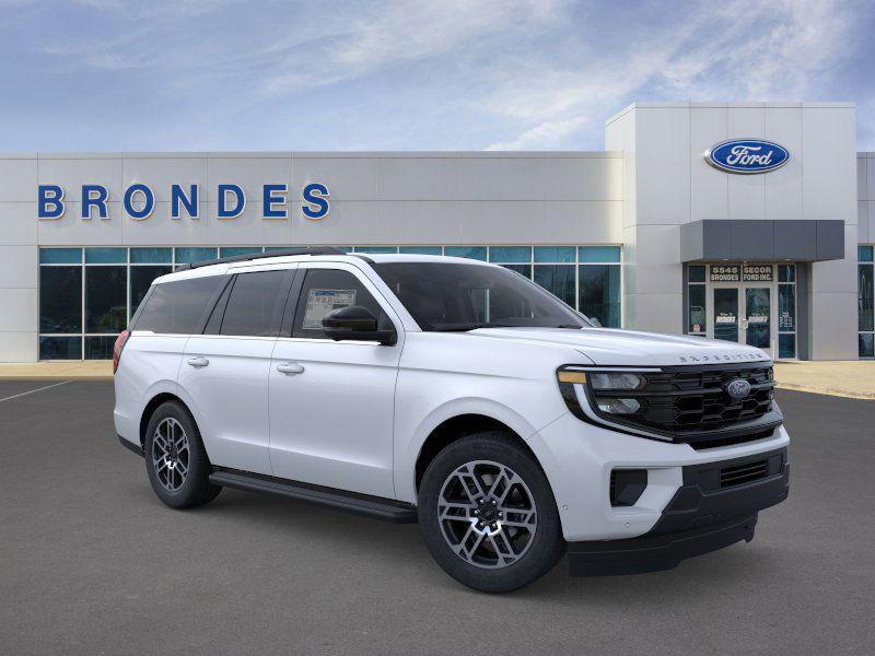 new 2025 Ford Expedition car, priced at $71,545