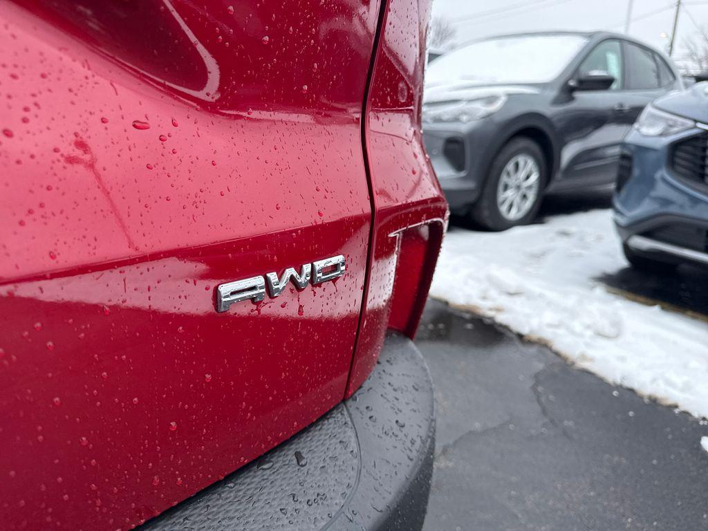 used 2023 Ford Escape car, priced at $24,913