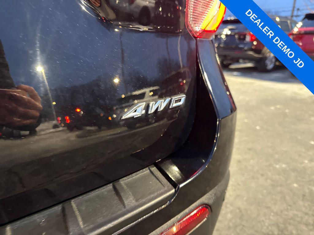 used 2023 Ford Explorer car, priced at $29,914