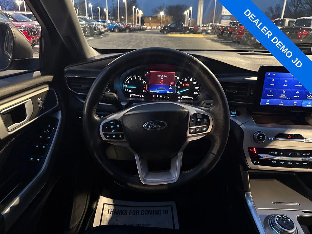 used 2023 Ford Explorer car, priced at $29,914