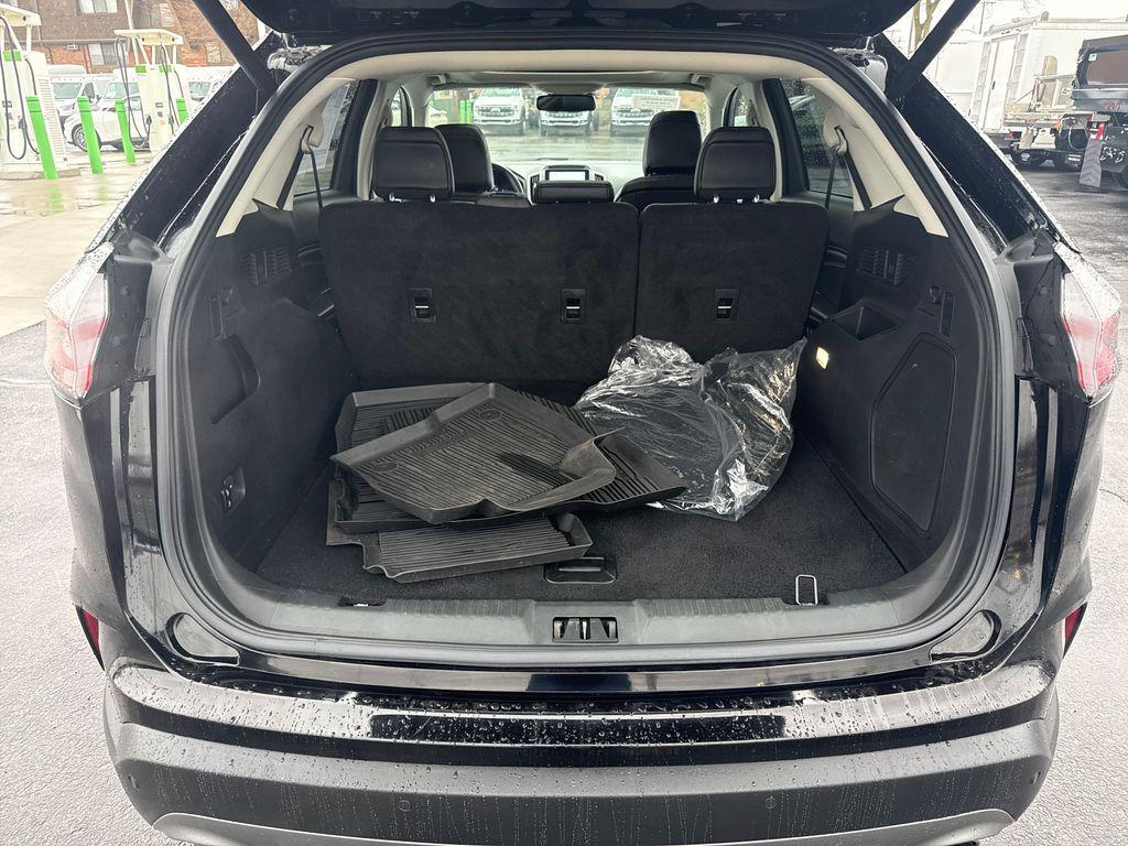 used 2023 Ford Edge car, priced at $28,604