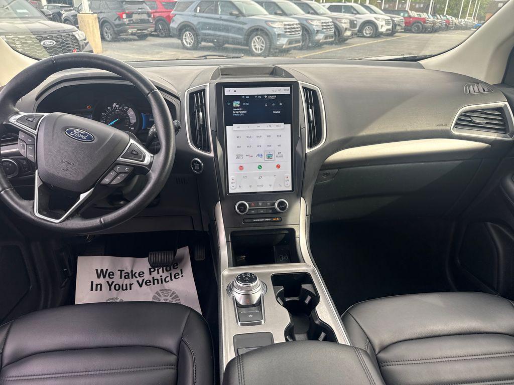 used 2024 Ford Edge car, priced at $29,375