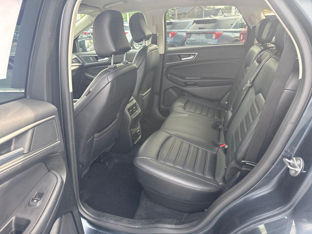 used 2024 Ford Edge car, priced at $29,375