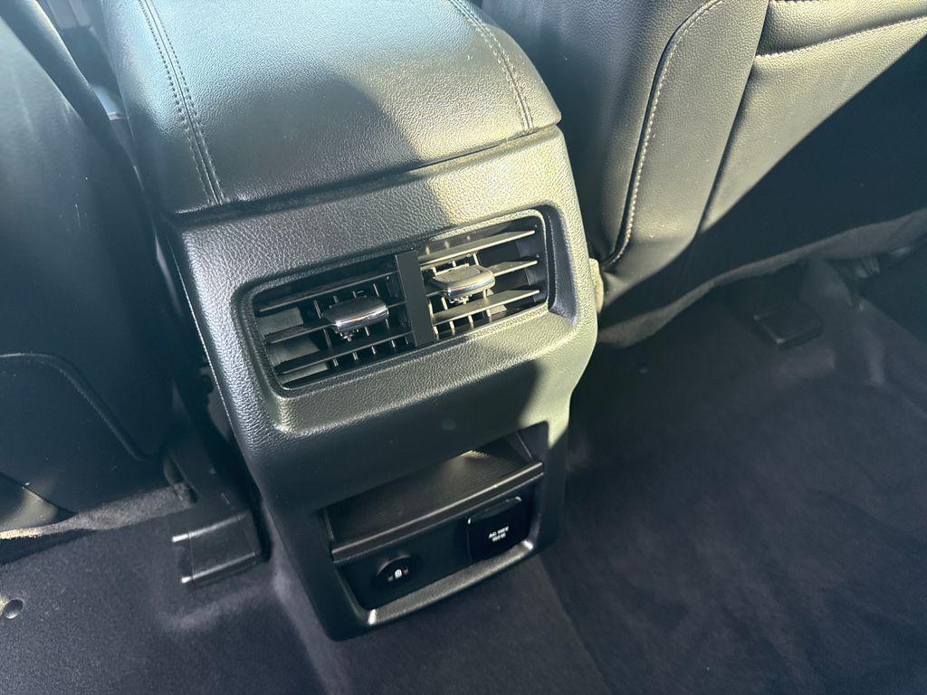 used 2024 Ford Edge car, priced at $26,926