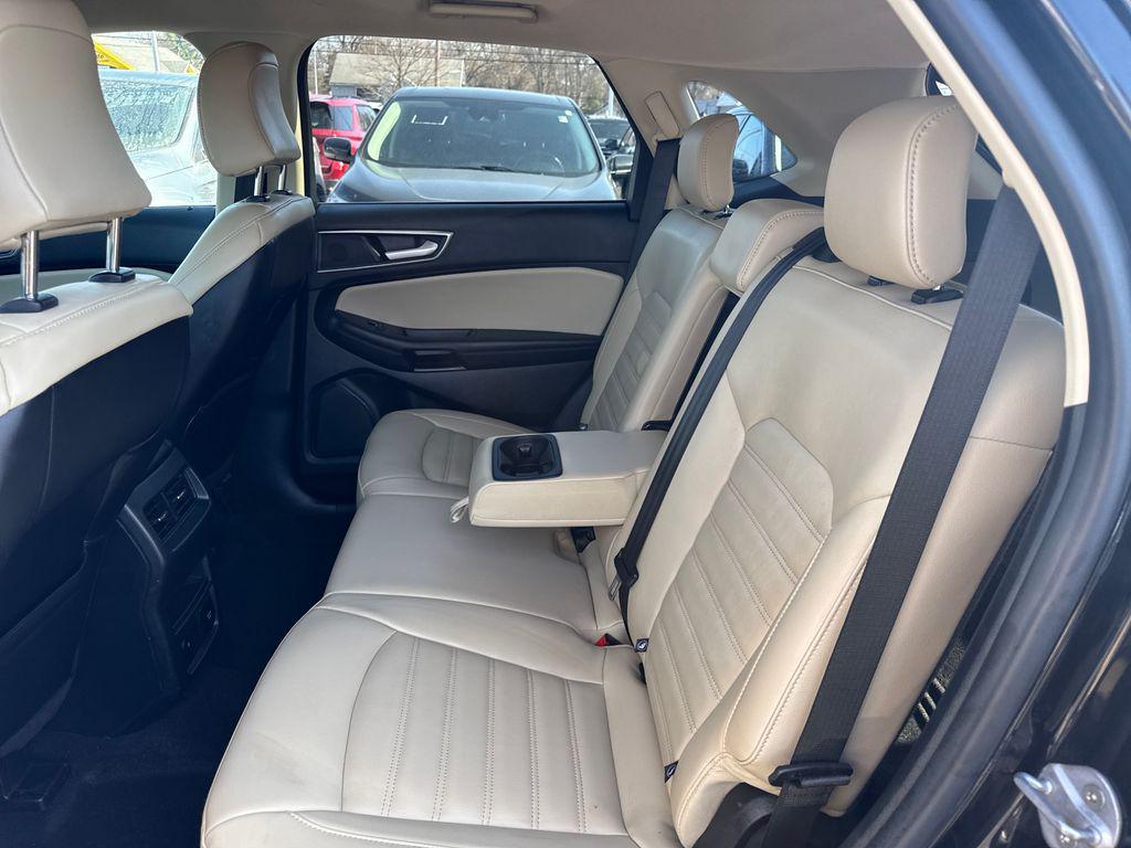 used 2024 Ford Edge car, priced at $25,582