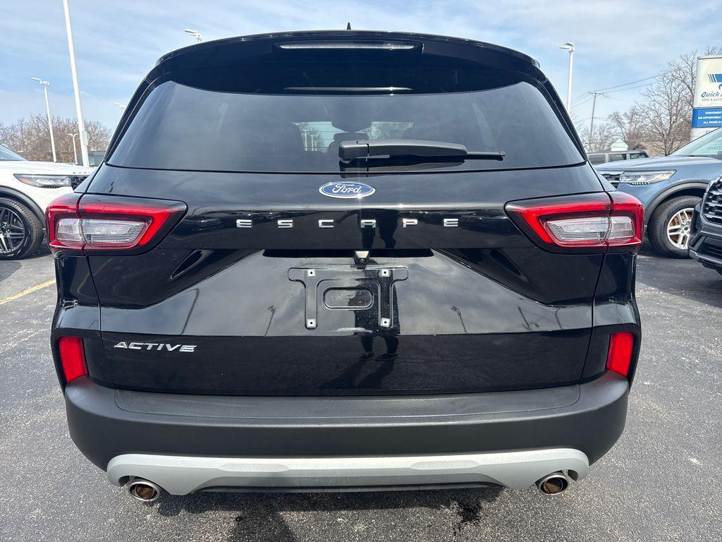 used 2023 Ford Escape car, priced at $21,519