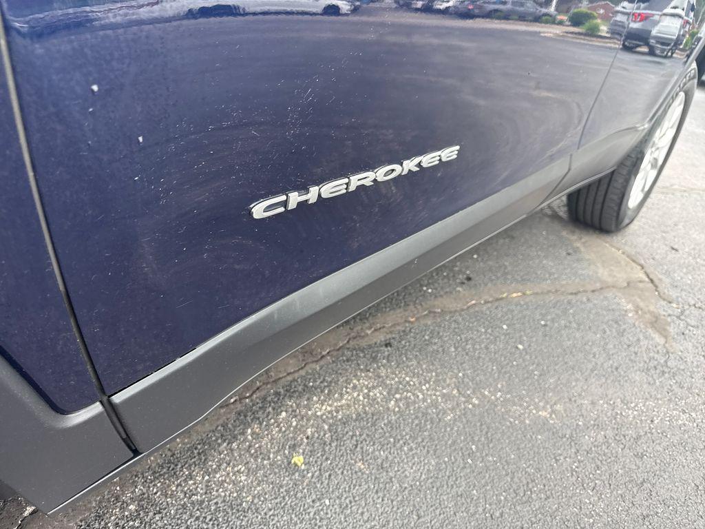 used 2015 Jeep Cherokee car, priced at $6,801