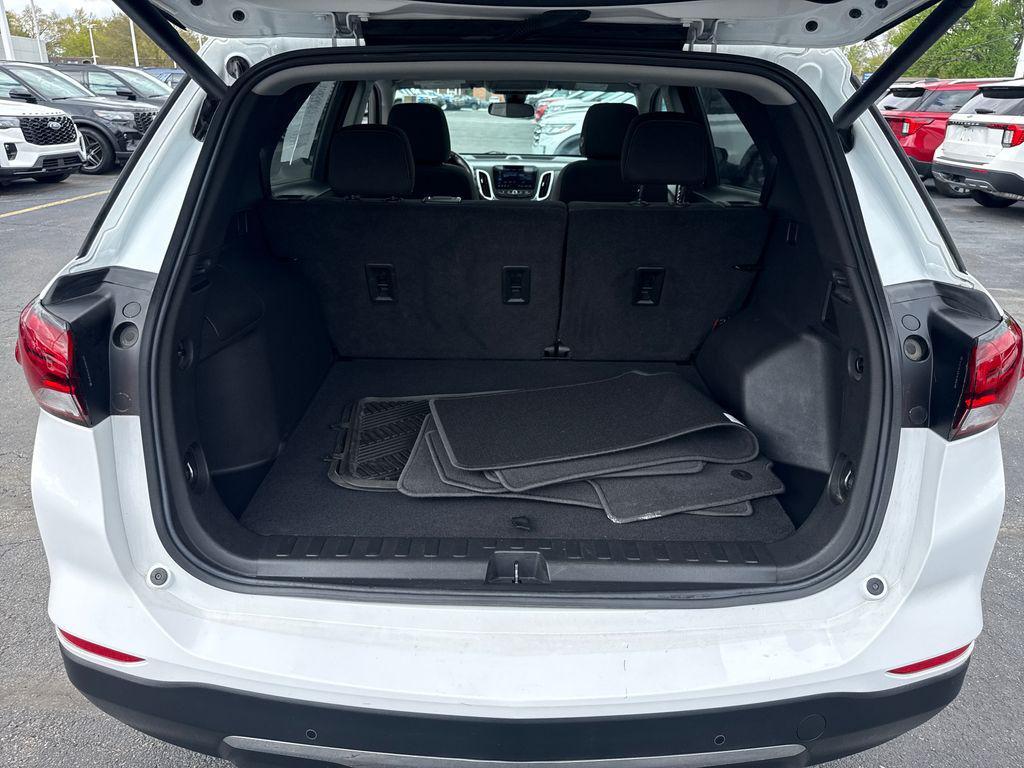 used 2022 Chevrolet Equinox car, priced at $18,344