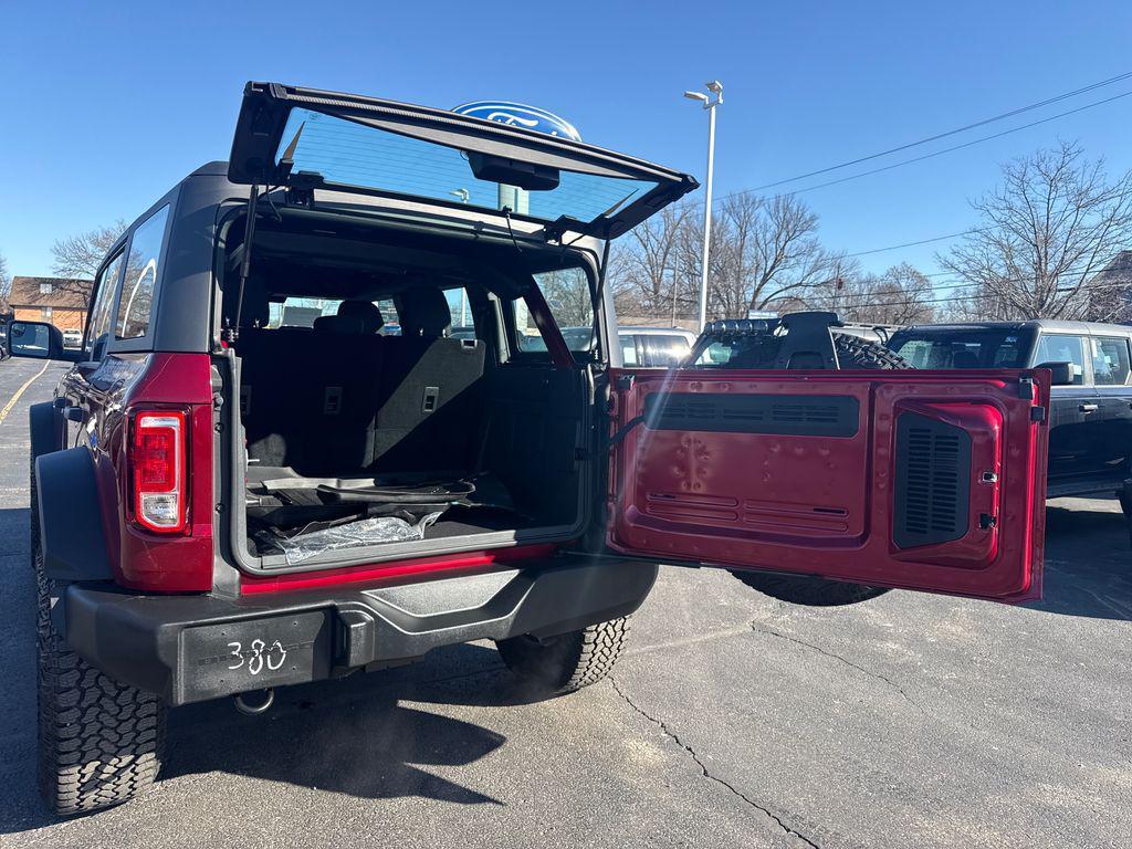 used 2025 Ford Bronco car, priced at $43,898