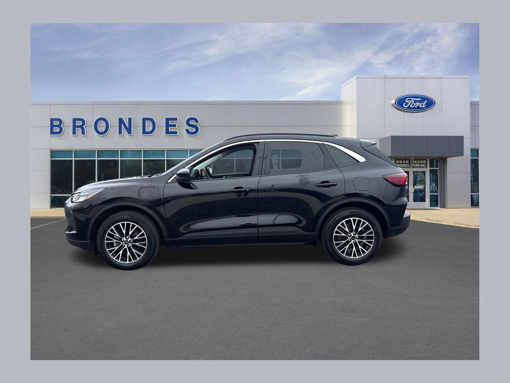 used 2023 Ford Escape PHEV car, priced at $22,660