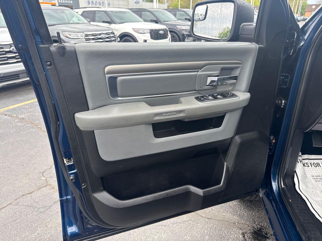 used 2020 Ram 1500 Classic car, priced at $22,927